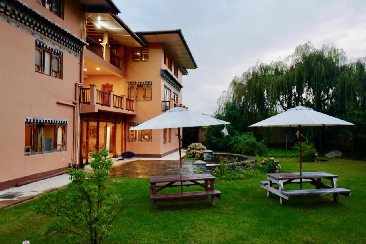 Taktsang Village Resort Paro Exteriér fotografie