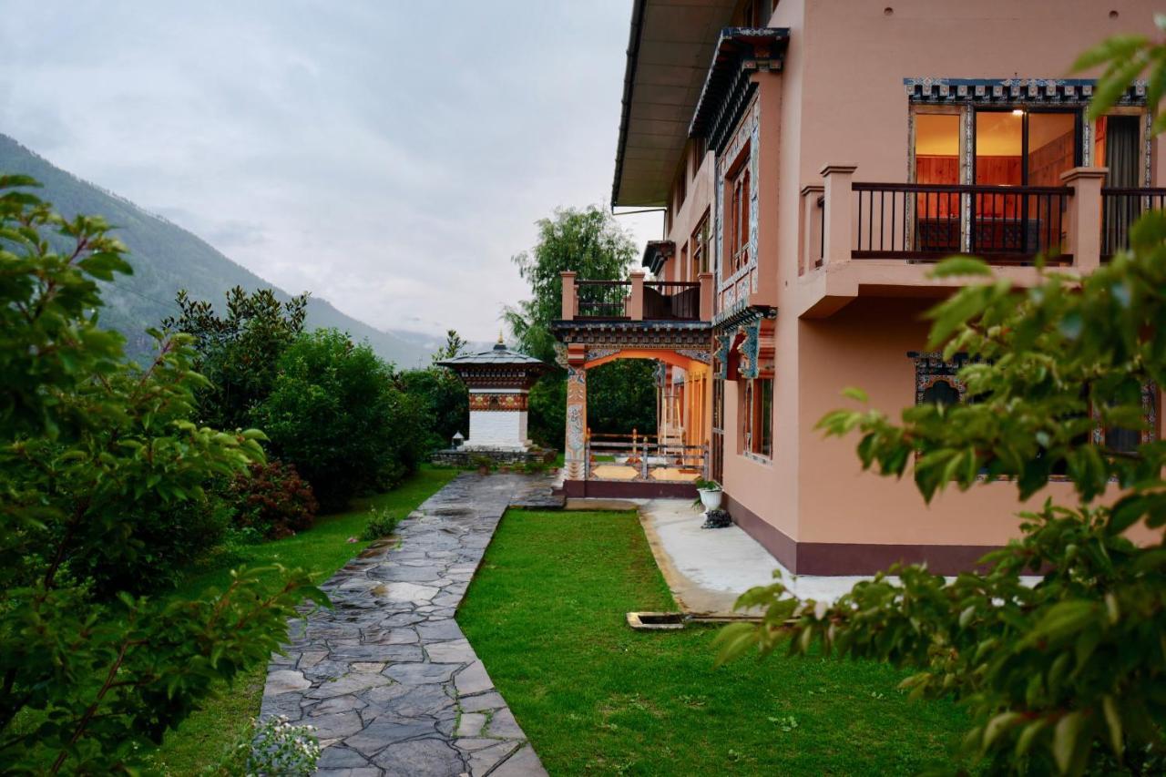 Taktsang Village Resort Paro Exteriér fotografie
